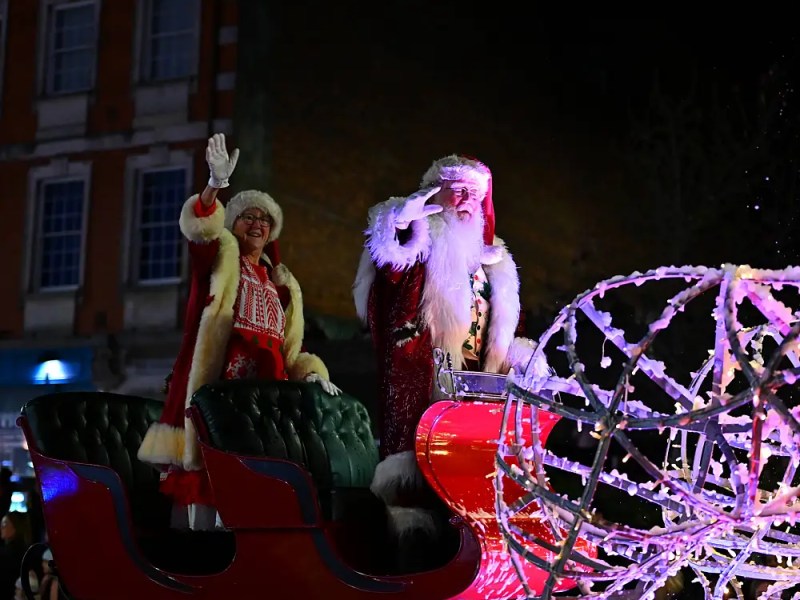 Christmas Is Coming! Swansea Christmas Parade&nbsp;2025