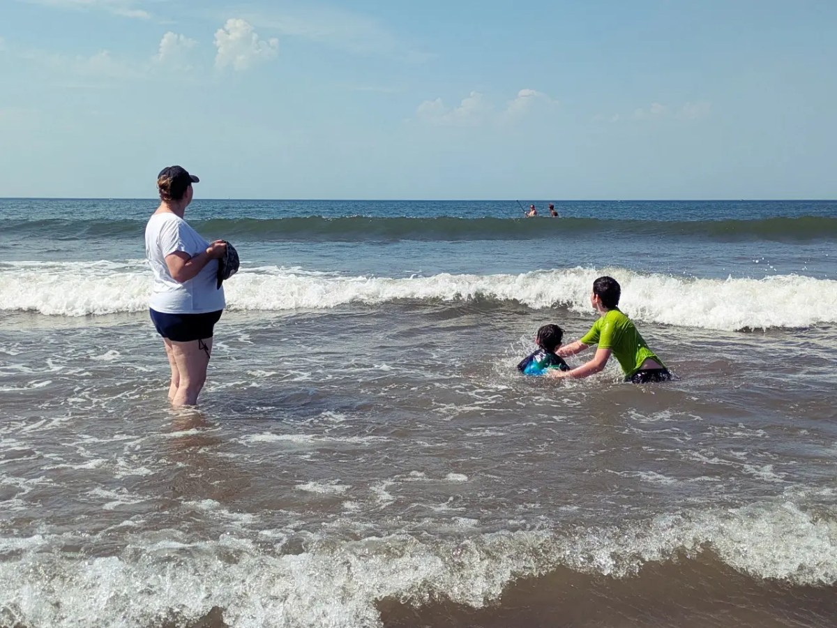 If Everybody Had An Ocean – Enjoying The&nbsp;Sun